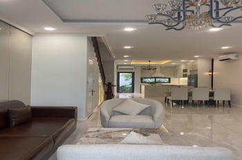 Biệt Thự Mini 200m2 Bình Chánh - Cho Thuê/Bán - Giá Tốt
