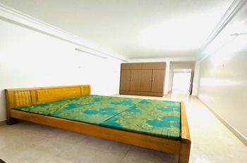 Nhà phố Trần Thái Tông 35m2, 5 tầng, Giá 6.98 tỷ - Vị trí đắc địa, Nở hậu