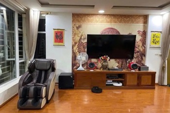 Nhà đẹp Thái Hà, 70m² x 5 tầng, mặt tiền rộng 5.5m, ô tô đỗ cửa, giá 19.5 tỷ
