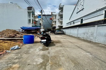Lô Đất Ngang 4.5m, Vị Trí Đẹp, Xây Dựng Tự Do Tại Hiệp Thành, Quận 12