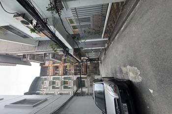 Nhà Kim Mã - 33m2 - 5 Tầng - 8.45 Tỷ - Gần Hồ - Nội Thất