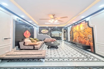 Bán nhà Lĩnh Nam - Hoàng Mai - 48m² - 4 Tầng - Ô Tô Đỗ Cửa - Giá 9 Tỷ