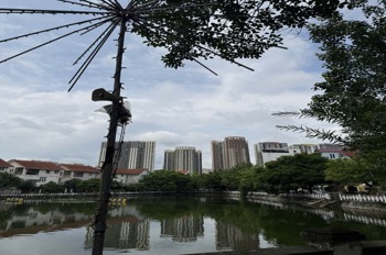 Biệt Thự Mặt Phố View Hồ Hà Đông - 88m2, MT 4.5m - Giá 21.5 tỷ