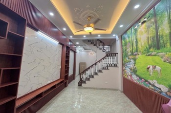 Khương Trung Thanh Xuân - Nhà 4 Tầng, 40m2, 8.8 Tỷ - Vị Trí Đắc Địa