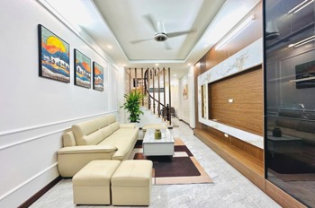 Văn Phú Hà Đông: Nhà 35m2 - 5 Tầng, Full Nội Thất, Giá 9 Tỷ (TL)