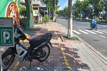 MẶT TIỀN LÊ VĂN HIẾN – ĐƯỜNG 30M – VỈA HÈ 7M – KINH DOANH SIÊU ĐỈNH – CHỈ HƠN 13 TỶ 135M2