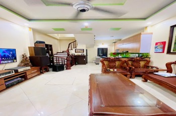 Nhà đẹp Đống Đa - 9.95 tỷ - Diện tích 45m2 - 5 tầng - Sổ đỏ chính chủ