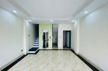 Bán nhả mặt ngõ kinh doanh phố Khương Trung - Gara ô tô, thang máy