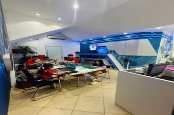 Mặt phố Lê Thanh Nghị 62m², 5 tầng, mặt tiền 5.4m, giá 36.8 tỷ - Vị trí đắc địa, kinh doanh sầm uất