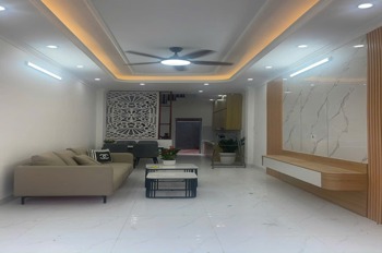 Bán nhà 35m2 x 5 tầng, ô tô vào nhà, nội thất cao cấp, giá tốt