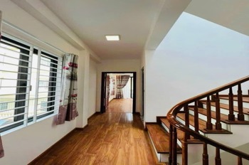 Bán Nhà Kim Giang 39m2, 5 Tầng, 7.25 Tỷ - 2 Mặt Tiền, Thông Thoáng