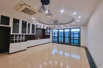 Bán nhà khuất duy tiến 47m² x 7 tầng, mặt tiền 5.5m, ô tô vào nhà, giá 17 tỷ