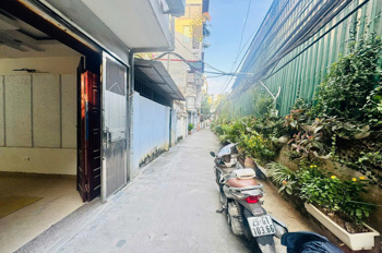 Bán nhà Phan Đình Giót ngõ thông gần phố, trước nhà 3,5m