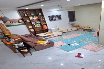 Bán nhà chính chủ Hoàng Mai: 43m2, 5 tỷ, vị trí đẹp, ở ngay