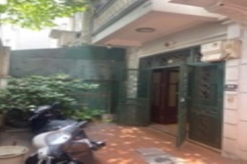 Siêu phẩm Ngõ 58 Nguyễn Khánh Toàn - Nhà 4.5 Tầng, 3 Mặt Thoáng, Giá 12.8 Tỷ