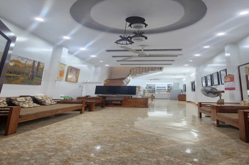 Nhà đẹp NHẤT phố Phúc Tân-Hoàn Kiếm/Hà Nội, 4 tầng, ô tô đỗ cửa, sân cổng, vài bước tới hồ Hoàn