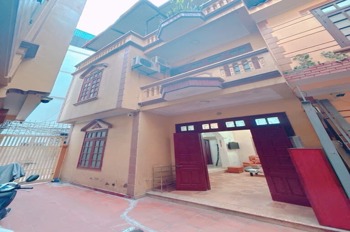 Siêu phẩm Ba Đình: Lô góc, Dân xây, Full gỗ tự nhiên, Vị trí đắc địa