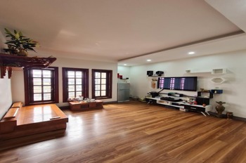 Dòng Tiền Ổn Định: Cho Thuê CHDV 11 Phòng, 7 Tầng, Thang Máy, Ô Tô Vào Nhà - Giá 17.6 Tỷ