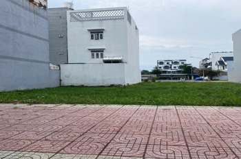 Bán Gấp Lô Đất 80m2 Mặt Tiền Ngay Chợ Quốc Tế Bình Tân - Giá Tốt