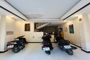 Nhà 4 Tầng Phú Diễn - Gần Đại Học Tài Nguyên Môi Trường - Giá 8.5 Tỷ