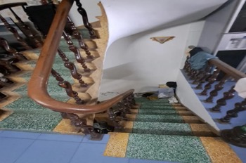 Bán Nhà Ngọc Khánh: 37m2, 4 Tầng, Kinh Doanh, Sát Phố