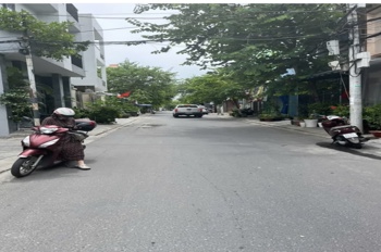 Lô đất mặt tiền Lương Thế Vinh . DT:78m , ngang hơn 5m