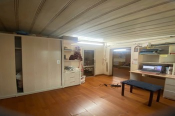 Bán Căn Hộ Tập Thể Phố Hoàng Đạo Thành - 2PN, 60m², Giá 2.7 Tỷ