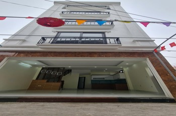 Vip - Lô Góc 5 Tầng, Sổ Riêng, Ô Tô Vào Nhà - Đan Phượng