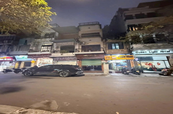 ĐẲNG CẤP PHỐ CỔ PHỐ HÀNG PHÈN.
- KINH DOANH SẦM UẤT BẬC NHẤT HÀ THÀNH