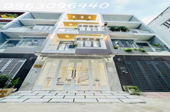 Nhà phố đẹp hẻm xe hơi, khu dân cư đồng bộ – gần Quận 7, đường Huỳnh Tấn Phát