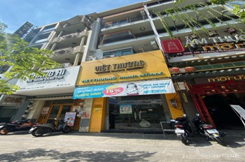 Bán nhà phố Phan Xích Long - Vị trí đắc địa, kinh doanh sầm uất | Giá 28 tỷ