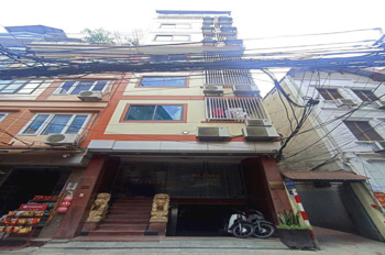 TOÀ CCMN MẶT PHỐ  CỰ LỘC ĐẲNG CẤP - LÔ GÓC - CÓ HẦM - THANG MÁY - PCCC ĐẦY ĐỦ - DOANH THU GẦN