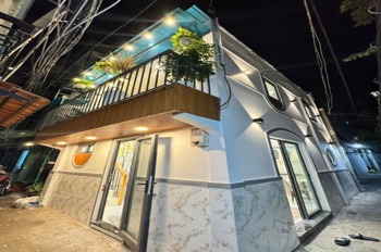 Bán Nhà Đường Cô Giang, Phú Nhuận - 30m2, 2 Tầng, 3 Phòng Ngủ - Giá 4.95 Tỷ