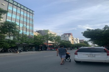 Văn Quán Hà Đông: Nhà 3 Tầng, 35m2, Phân Lô, Vỉa Hè, Kinh Doanh - Giá 8 Tỷ