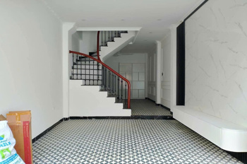 BÁN NHÀ TẠI YÊN LỘ - YÊN NGHĨA- HÀ ĐÔNG DT 39M2 CHỈ NHỈNH 5 TỶ