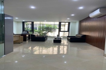 Mặt phố lõi Đống Đa 7 tầng thang máy full nội thất - Vị trí đắc địa gần Văn Miếu