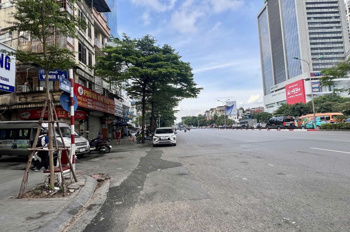 Bán Nhà Mặt Phố Tây Sơn_đống Đa 40 M,8 Tầng,Thang Máy.vỉa Hè 8M.chào;28,5 Tỷ