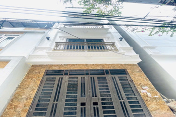CÁN BÁN NHÀ GẤP TẠI YÊN LỘ - YÊN NGHĨA - HÀ ĐÔNG DT 40M2 XAY 5 TẦNG. NHỈNH 8 TỶ