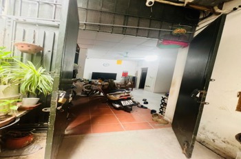 Bán Căn Hộ Tập Thể Ngõ Vũ Ngọc Phan - Giá 4x Tỷ