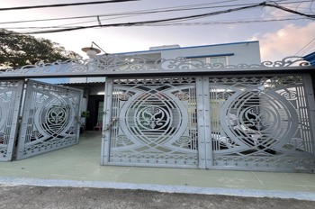 Bán nhà Bình Chánh 140m2, 3 phòng ngủ, giá 870 triệu - Vị trí đắc địa, tiềm năng lớn