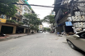 Nhà 7 Tầng Thang Máy Phân Lô Pháo Đài Láng - Ô Tô Tránh - Giá Tốt