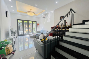 NHÀ ĐẸP LUNG LINH TẠI LẠC LONG QUÂN - OTO 7 CHỖ ĐỖ CỬA - NGÕ THÔNG - THIẾT KẾ HIỆN ĐẠI GIÁ NHỈNH 15