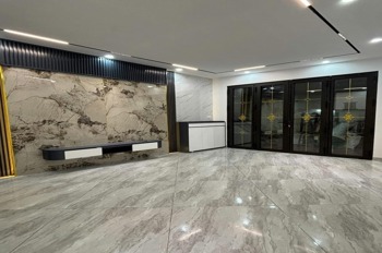 Giếng Sen - Nhà Đẹp 5 Tầng, Kinh Doanh Gara Ô Tô - Giá 16 Tỷ