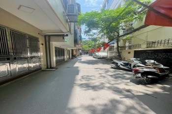 Nhà Mặt Phố Thanh Xuân 6 Tầng, Gara Ô Tô - Giá 13.25 Tỷ