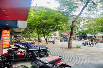 Nhà Mặt Phố Thái Hà 133m2, 6 Tầng, Mặt Tiền 3.7m - Giá 62 Tỷ