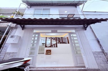 Nhà 2 Tầng Sàn 40M2, Vuông – Nguyễn Văn Khối Qv