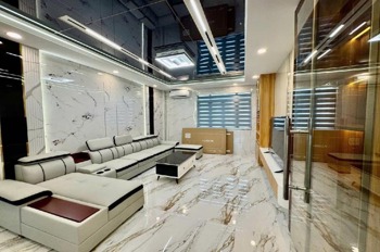 Bán nhà Tân Phú: 4 Tầng, 84m2, Giá 8.9 Tỷ - Vị Trí Đẹp, Pháp Lý Chuẩn