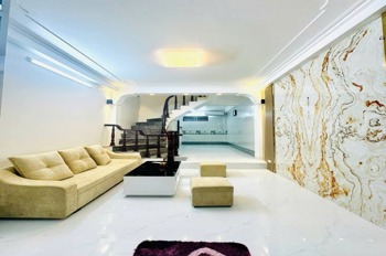 Nhà Mới 5 Tầng, Full Nội Thất - Khương Trung Thanh Xuân - Giá 6.7 Tỷ