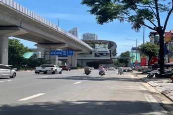 QUÁ HIẾM NHÀ QUANG TRUNG HÀ ĐÔNG -MẶT PHỐ LỚN KINH DOANH ĐỈNH - VỈA HÈ RỘNG - VỊ TRÍ TRUNG TÂM HÀ