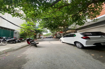 NHÀ MỚI PHÂN LÔ Ô TÔ CHÁNH Phố Gia Quất 42m2 X 6 tầng thang máy X 12.5 tỷ Long Biên